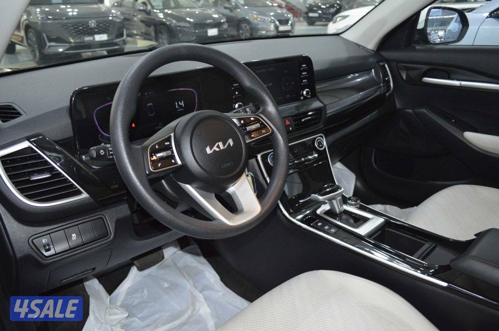 2024 Kia Seltos EX | 1.5L | Excellent Condition6