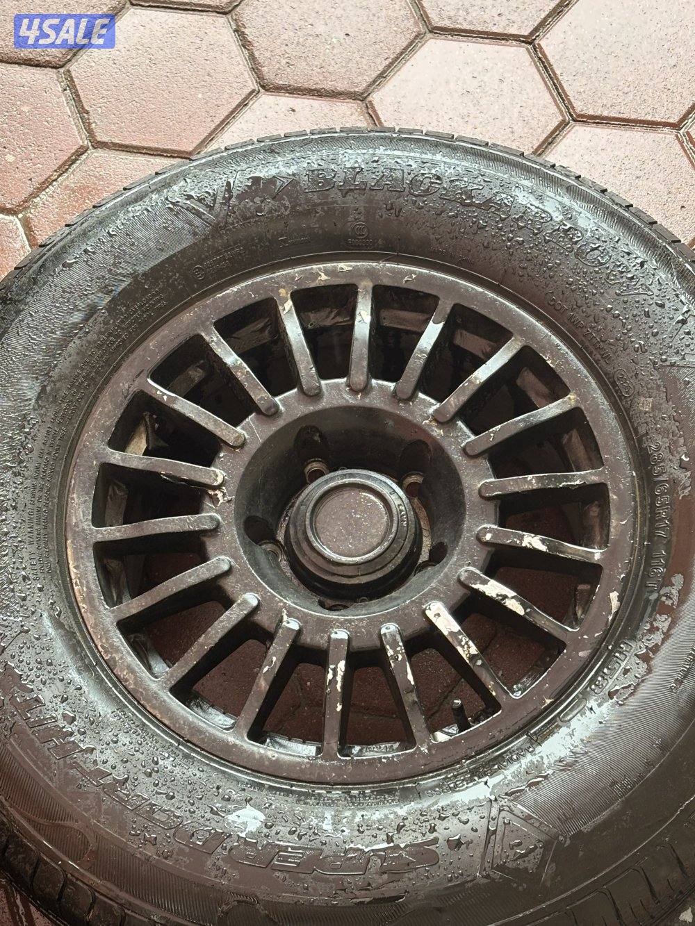 للبيع رنقات برايد عليها رشه مطفي اسود الرجات نظيفه لا جاها مخرطه2