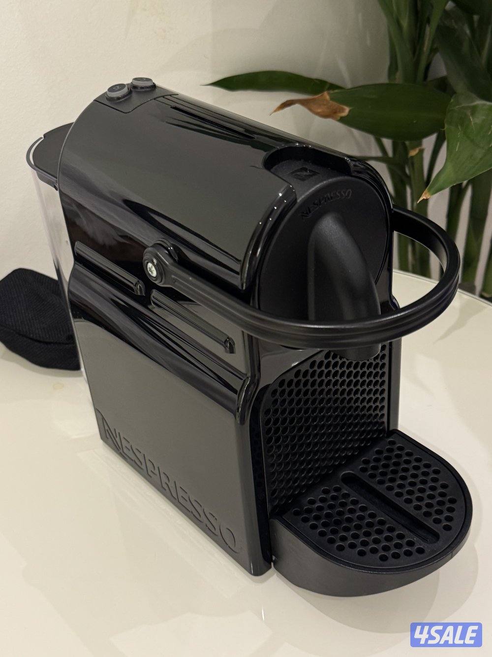 مكينه قهوه نضيفه وشبه جديد1