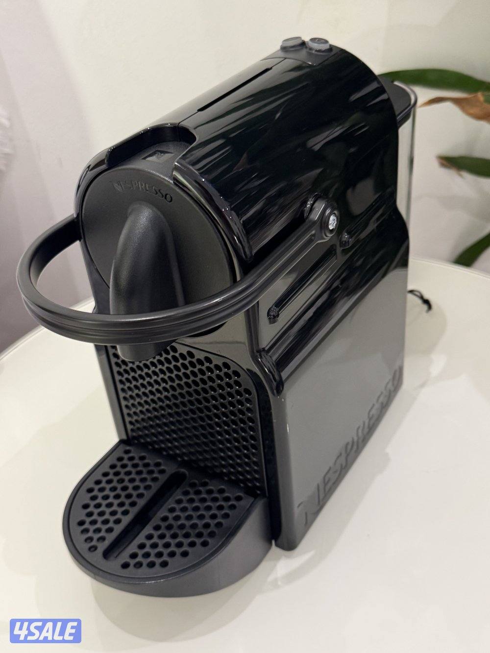 مكينه قهوه نضيفه وشبه جديد2