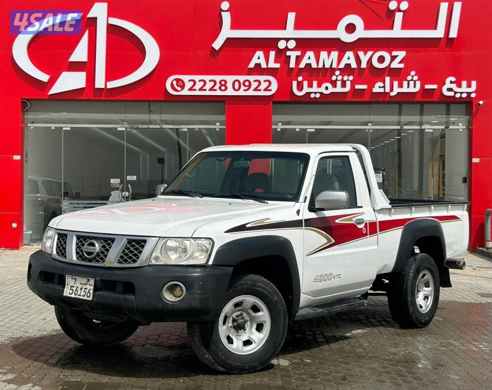 نيسان باترول SGL وانيت موديل 2012 ماشى 395.000 k.m0