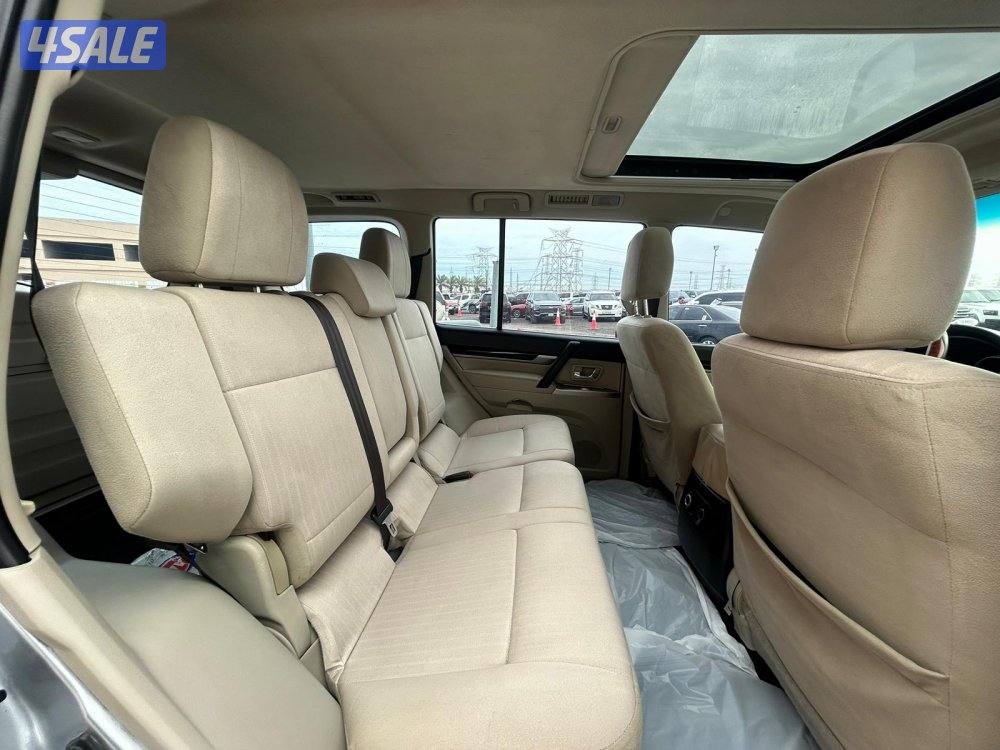 ميتسوبيشى باجيرو GLS -V6 موديل 2015 ماشى 260.000 k.m وارد الملا .4