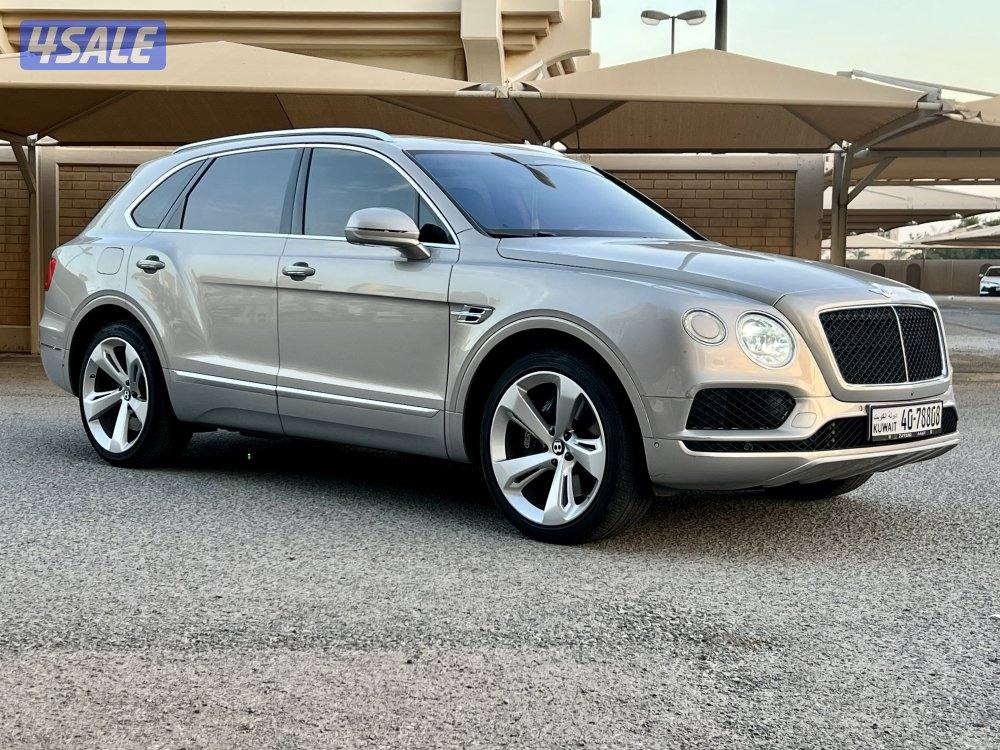 جيب بنتلي موديل 2017 ماشي 115 الف2