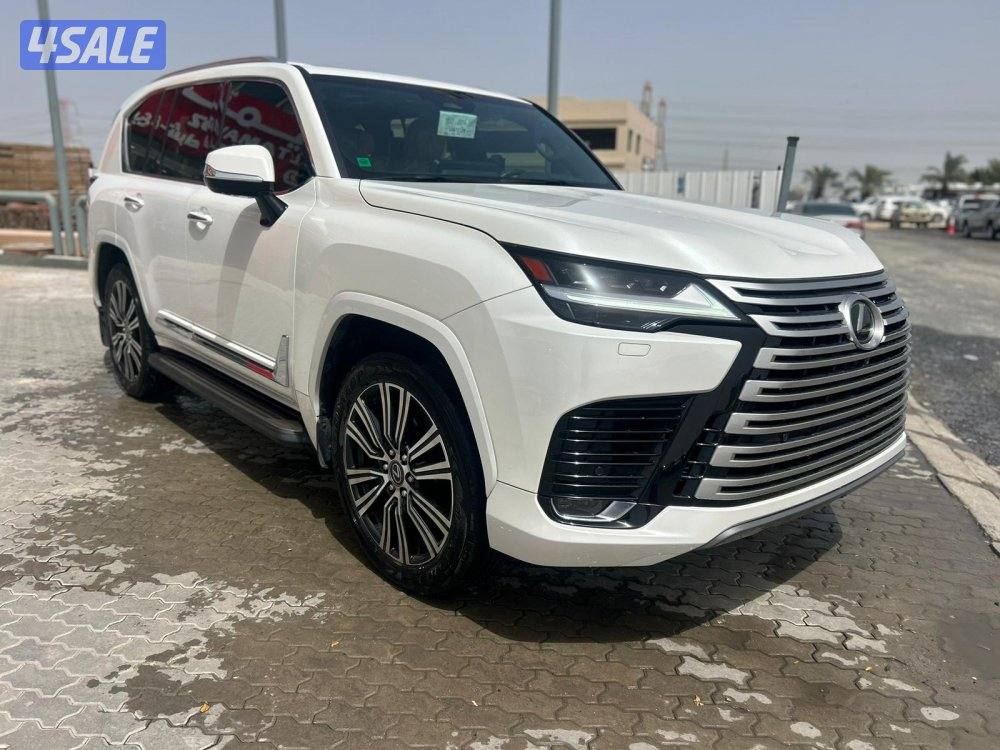 لكزس LX600 درجة اولى  twinturbo .V6 موديل 2025 ماشي 39.000 k.m  وارد1