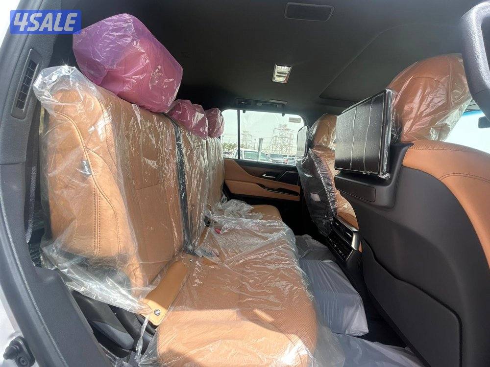 لكزس LX600 درجة اولى  twinturbo .V6 موديل 2025 ماشي 39.000 k.m  وارد4