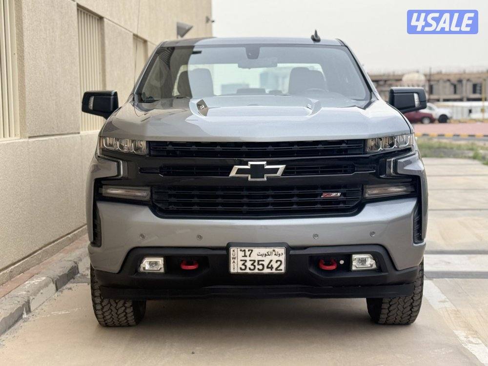 للبيع - سلفرادو تريل بوس - موديل 2020 - عداد 180 - وارد الغانم4