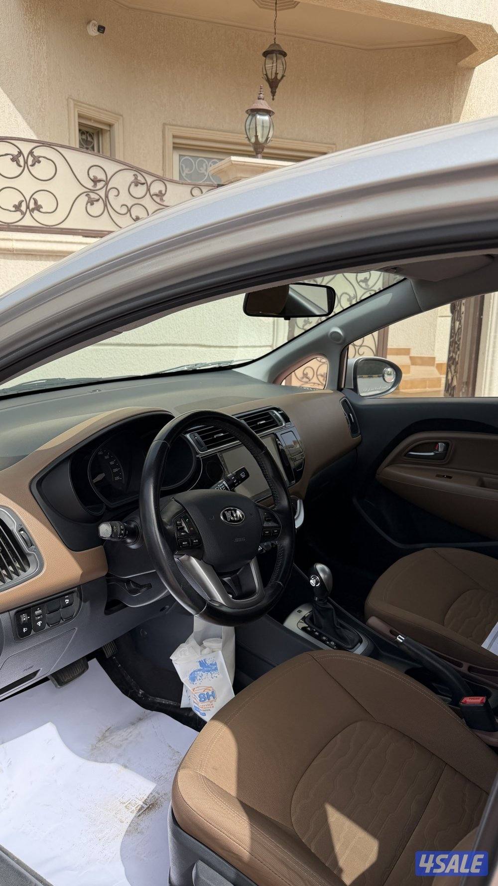 للبيع كيا ريو موديل 2016 لون رصاصي الموتر نظيف سيرفس الوكاله7