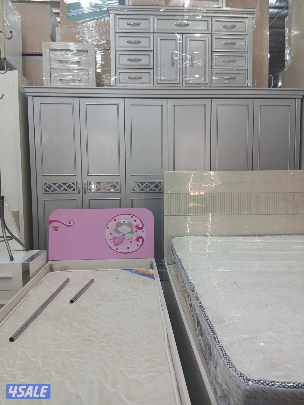 نشتري جميع الاثاث المستعمل والجديد والشقق الكامله0