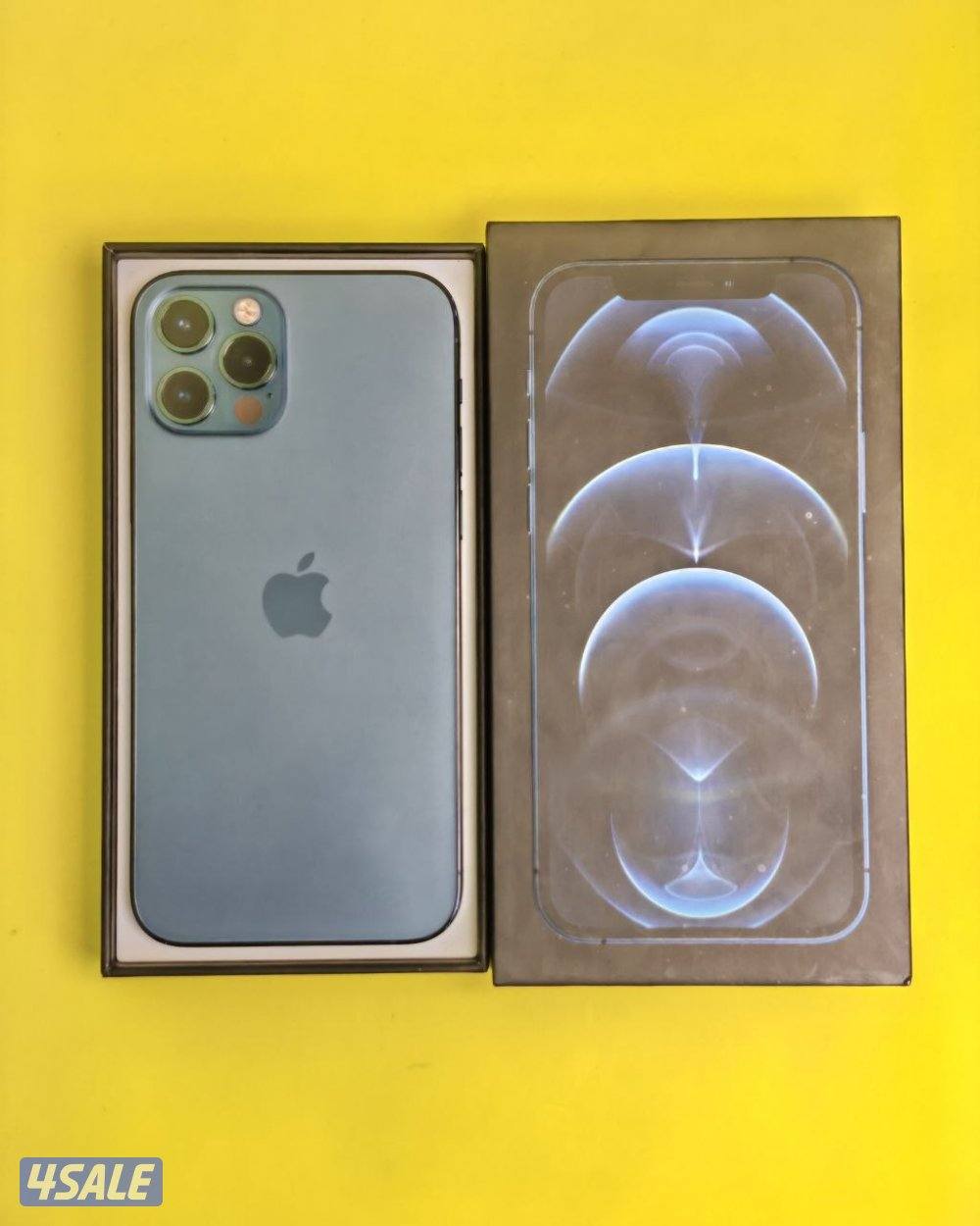 ايفون 12 برو – 256 جيجا – أزرق بطارية 77% مستعمل كالجديد0