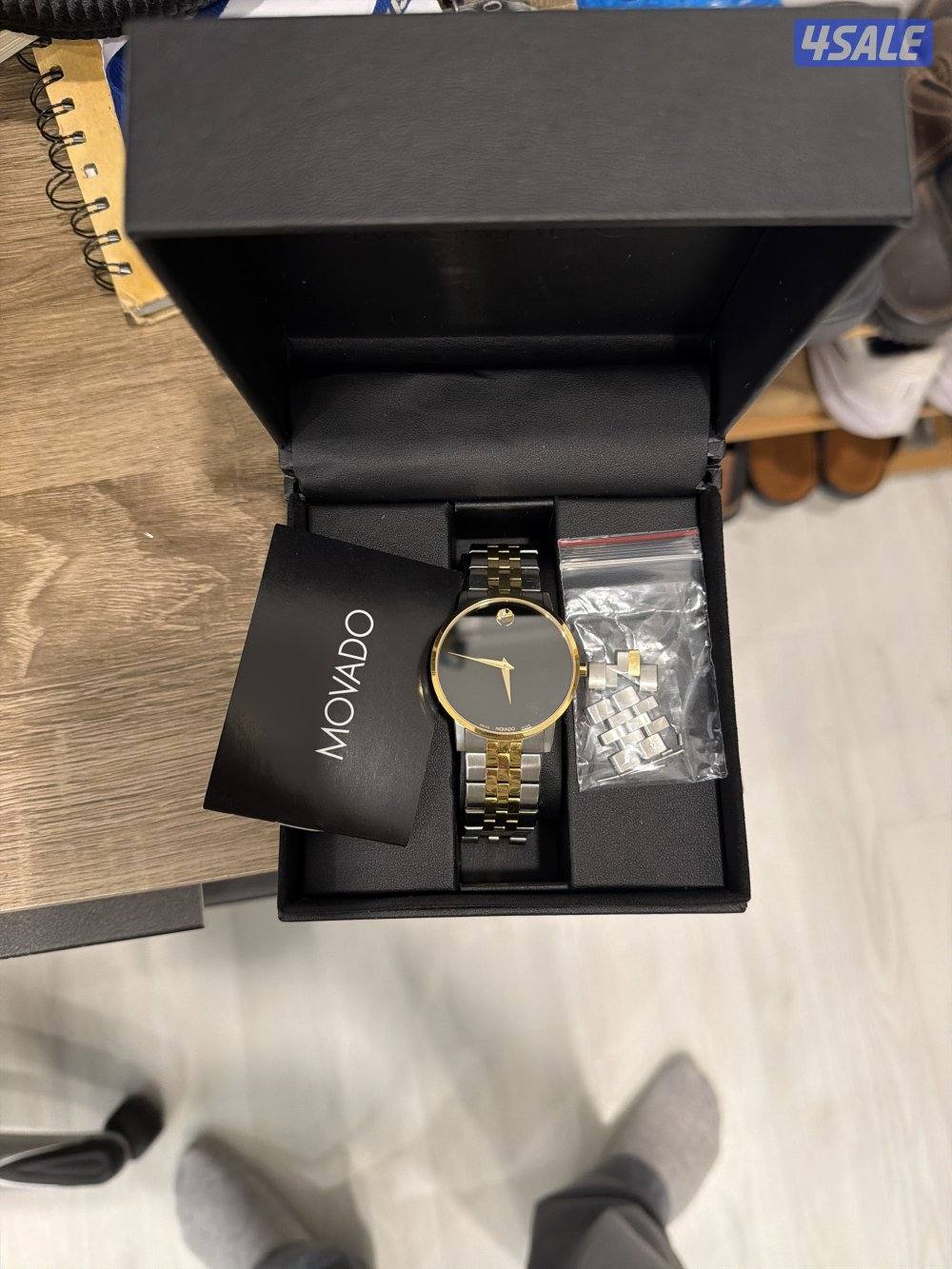 Movado Museum Classic 40mm - Full Set - Like New0