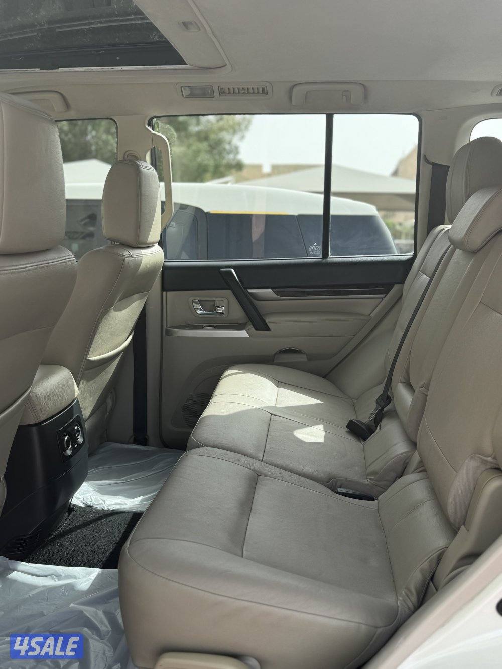 كامل المواصفات مكينة كبيرة سيرفس وكالة7