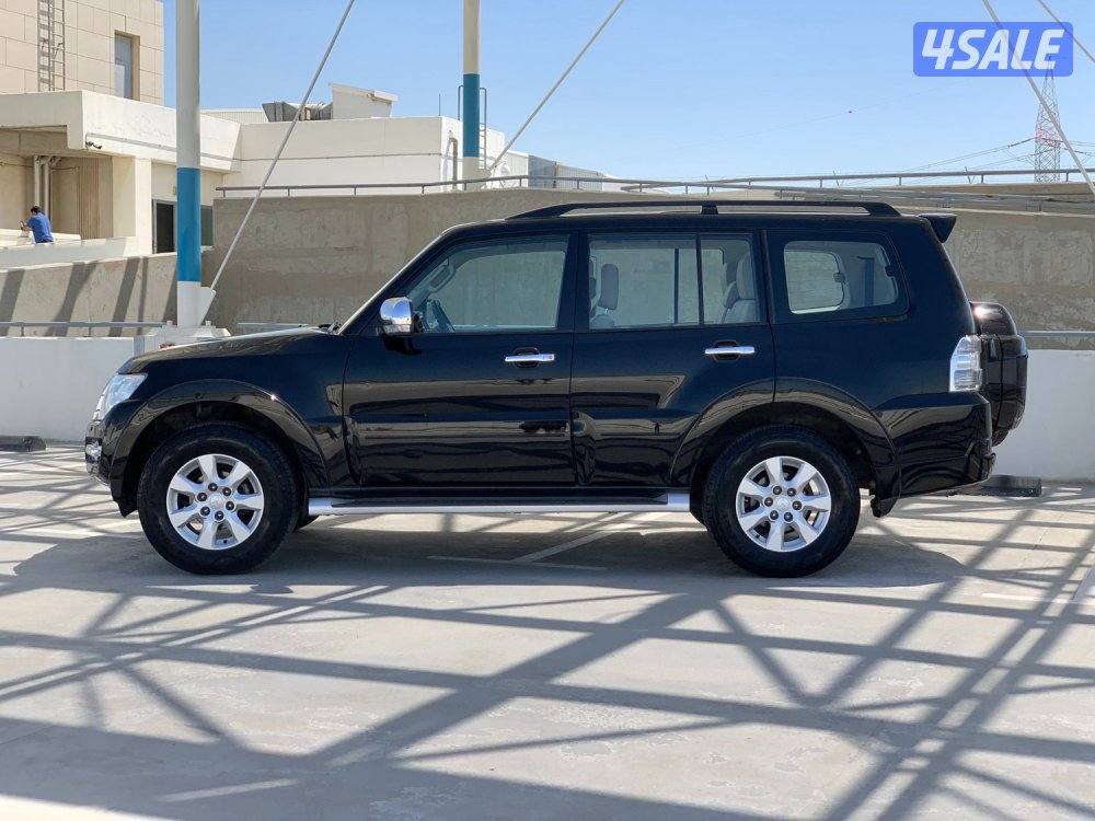 للبيع باجيرو1