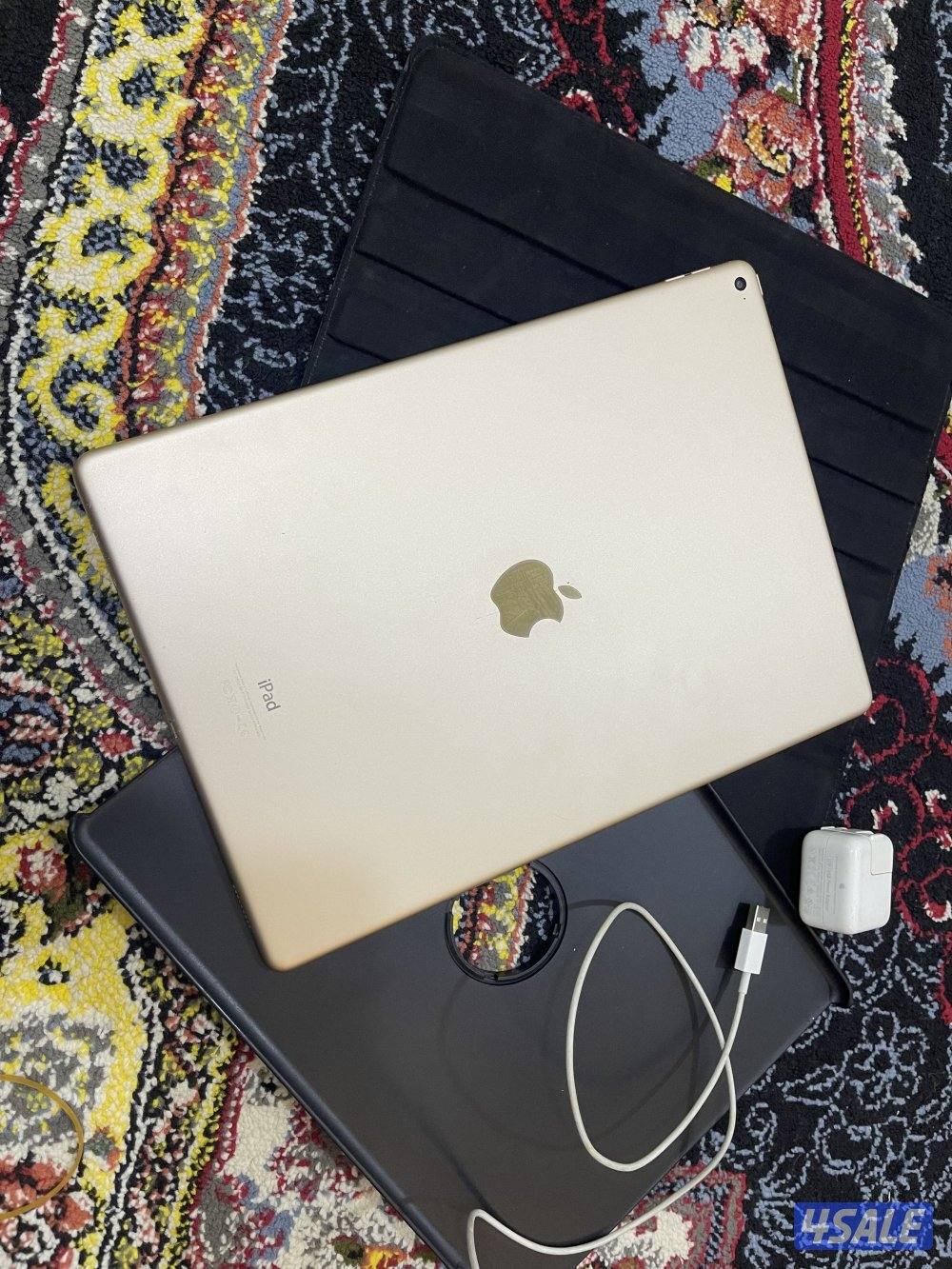 ايباد ابل برو 12.8 انش 32 قيقا نظيف وشغال تمام تحديث 16،7 مع كفر والشا8