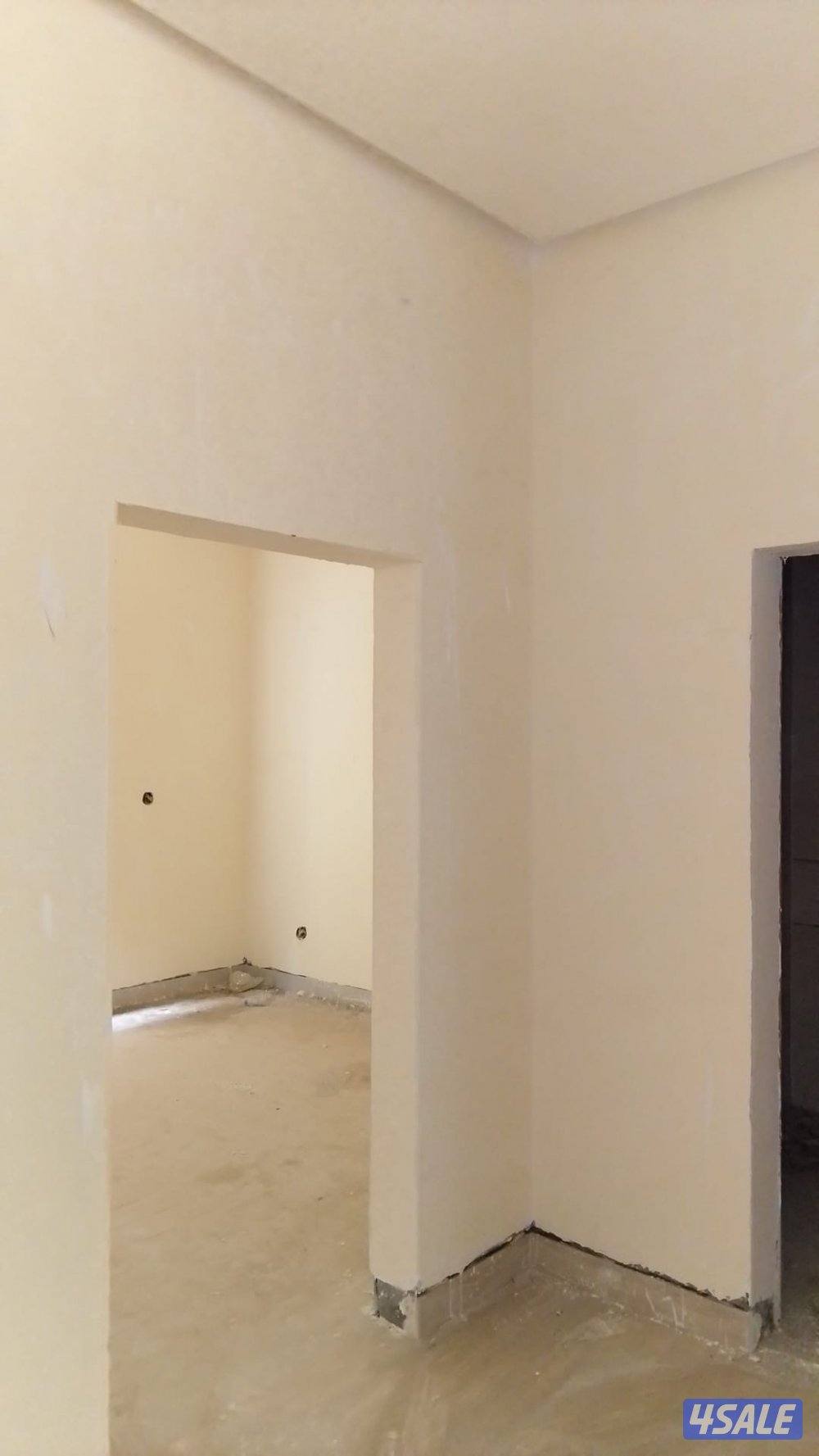 بيع فيلا فيه سرداب كامل وحمام سباحه دورين ونص في نواقص امنيوم سيراميك1