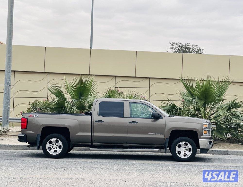 للبيع سلفرادو Z71 20142