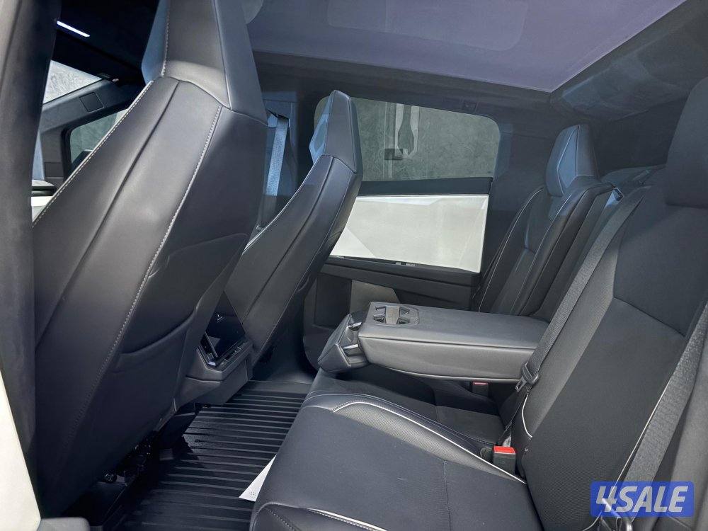 Cyberbeast foundation تسلا6