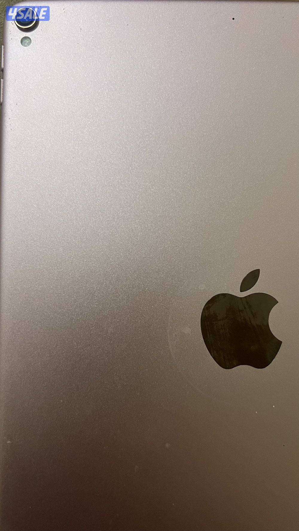 ايباد الجيل العاشر ١٠٠ دينار استعمال خفيف0