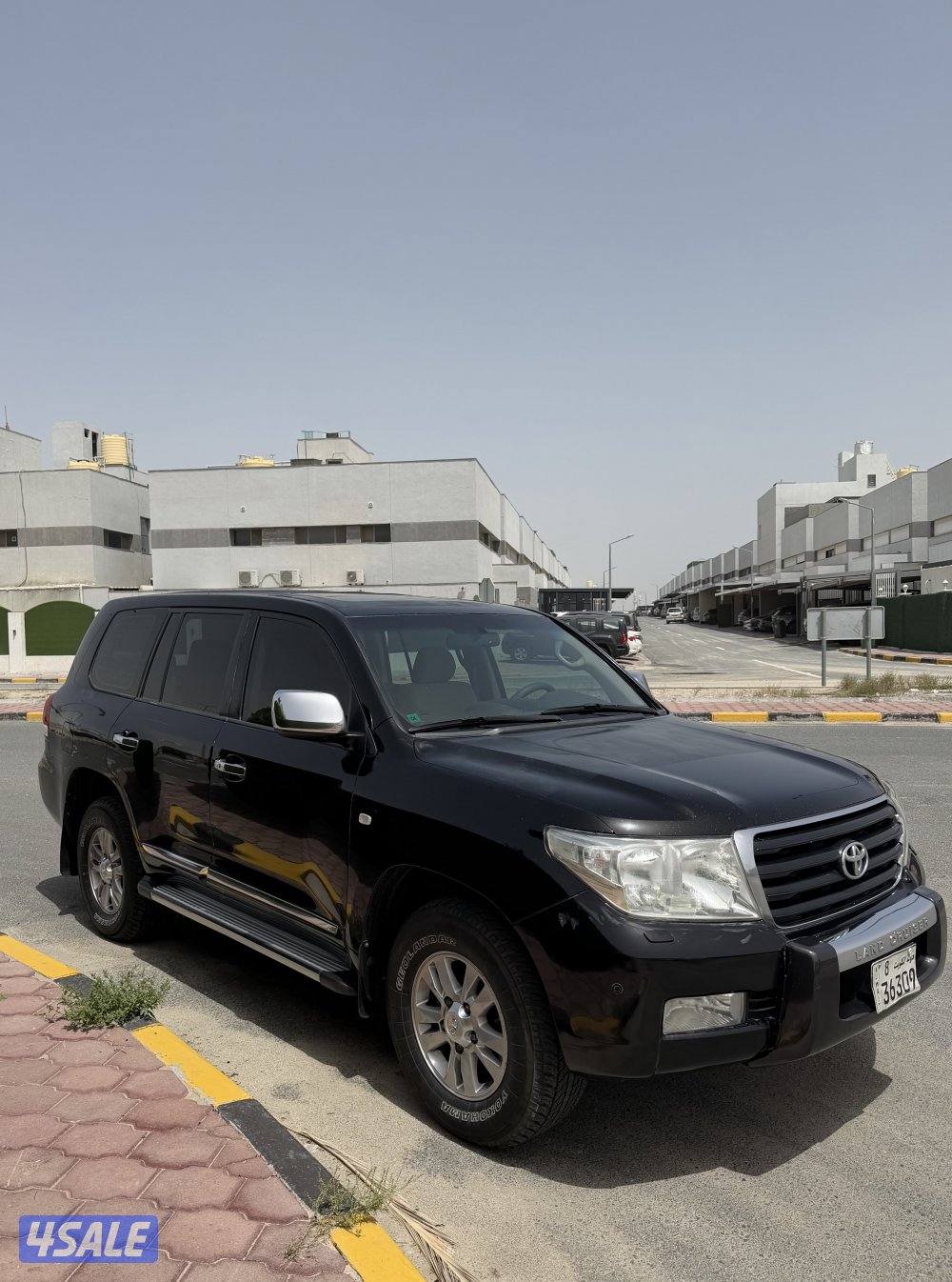 للبيع لاند كروزر 20102