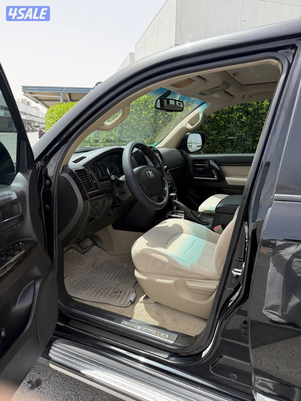 للبيع لاند كروزر 20106