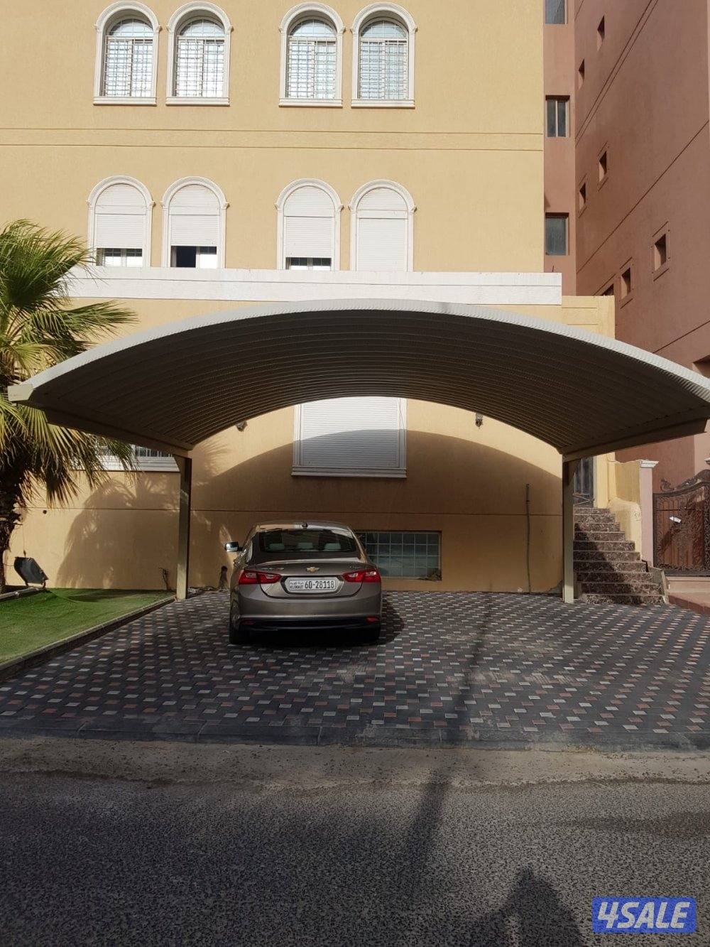 حداد مظلات وسلالم وابواب حدي ودرابزين وديوانيات1