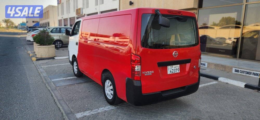 نيسان اورفان20212