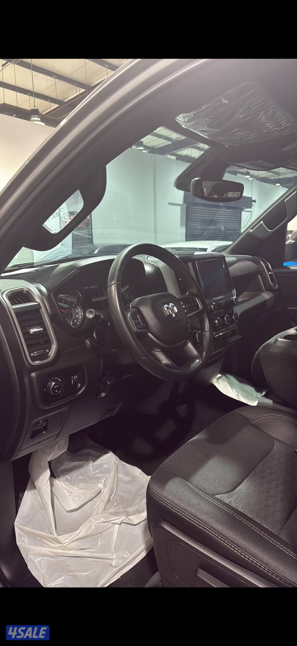 للبيع وانيت رام 20251