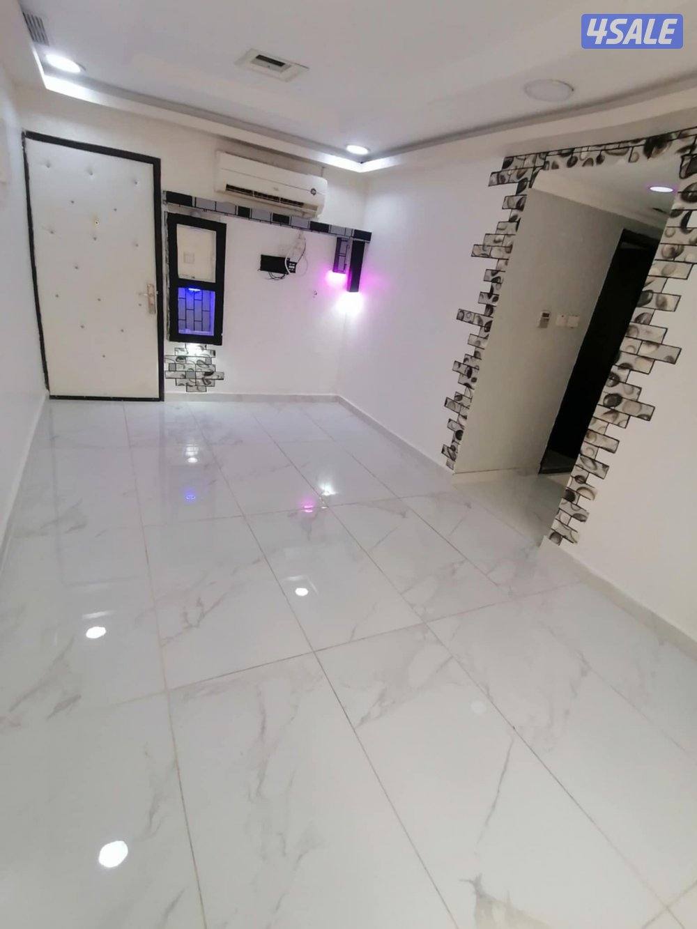 شقة ايجارغرفةصالة حمام مطبخ كبير نفس الصورمصافط متوفرة كل الخدمات5