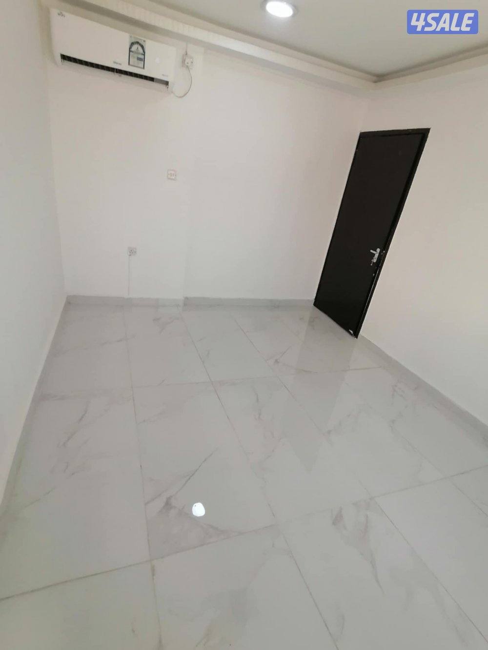 شقة ايجارغرفةصالة حمام مطبخ كبير نفس الصورمصافط متوفرة كل الخدمات8