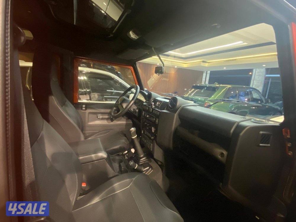 لاند روفر … ديفندر … 110…مخزن … موديل 2016 …(( عداد 13 الف )) فقط8