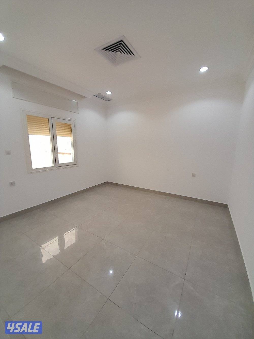 للايجار دور اول مدخل خاص مع حوش فى ام الهيمان0