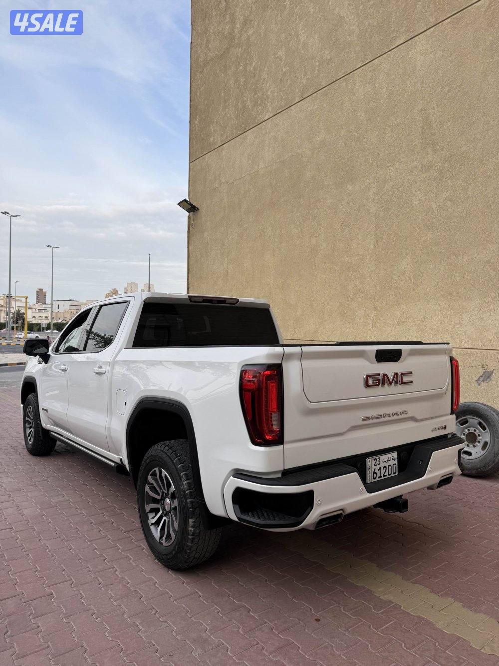 للبيع جمس سييرا 2021 وارد الخليج اعلي فئه2