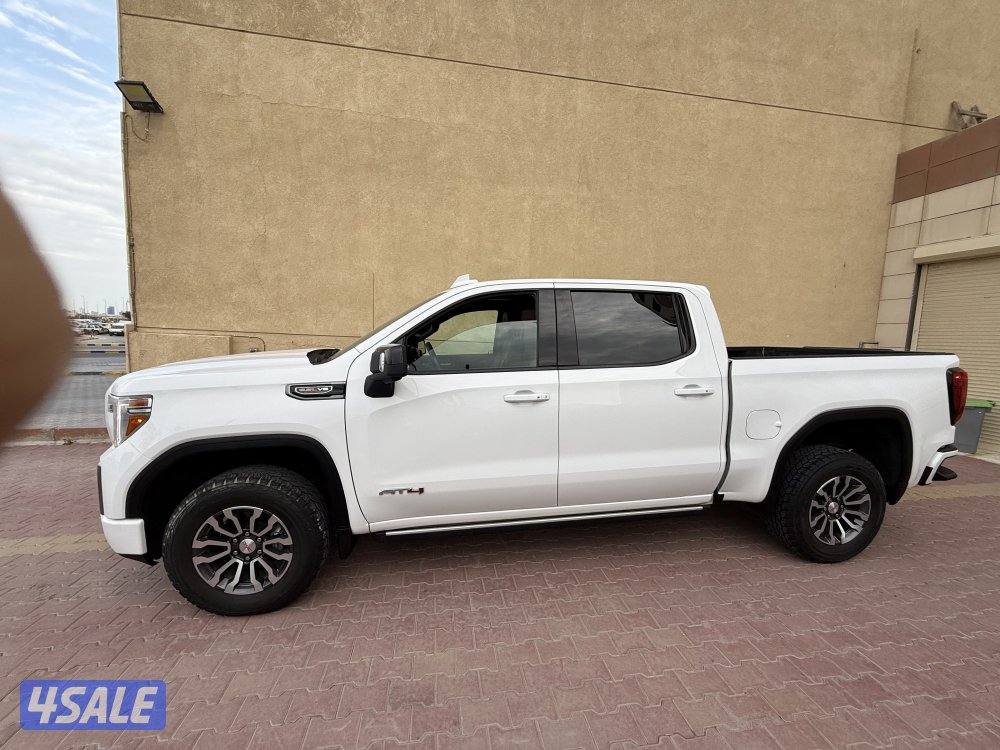 للبيع جمس سييرا 2021 وارد الخليج اعلي فئه4