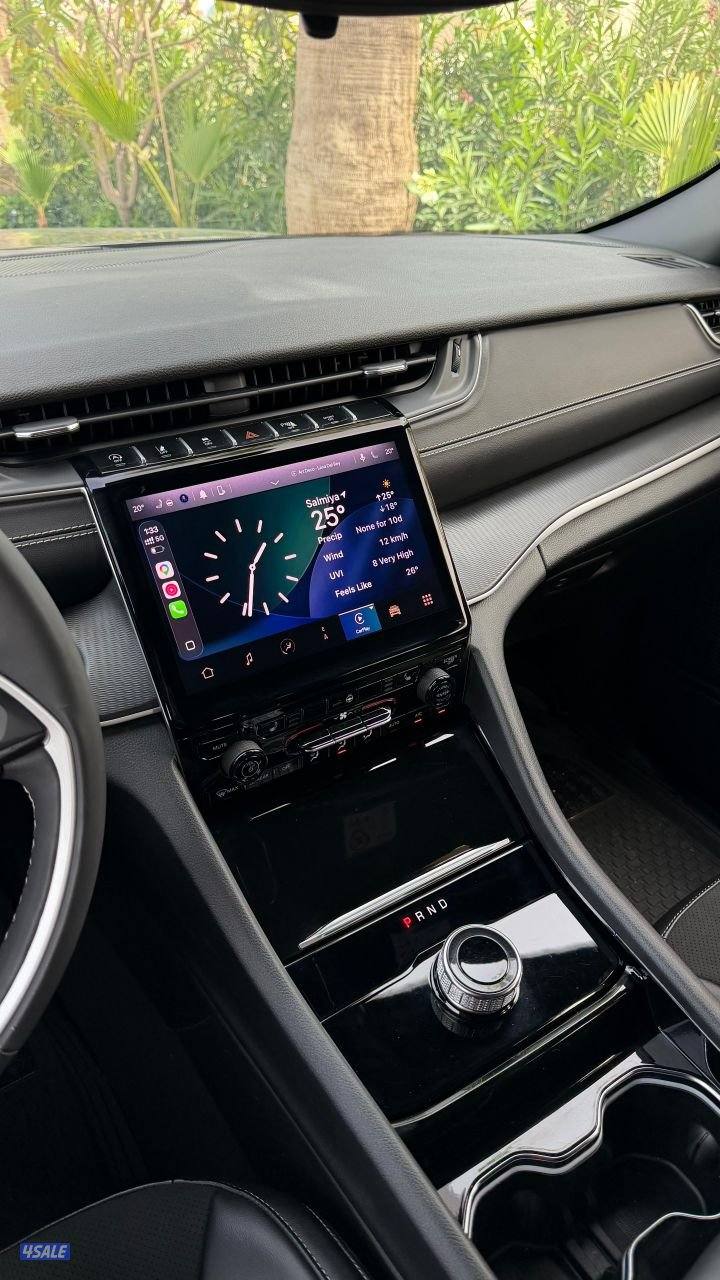 للبيع جيب جراند شروكي موديل 2023 ماشي ٢٢ الف - المالك الأول2