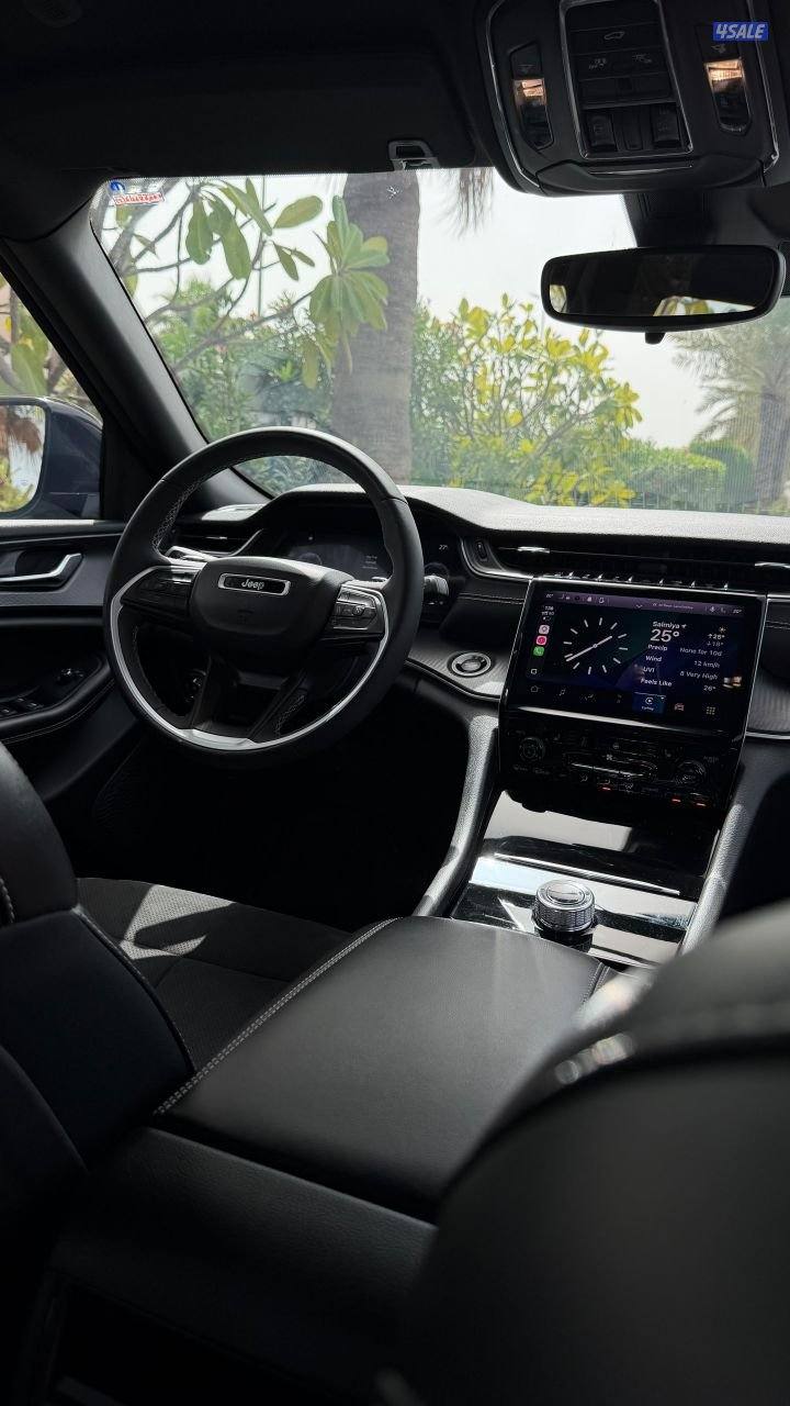 للبيع جيب جراند شروكي موديل 2023 ماشي ٢٢ الف - المالك الأول3