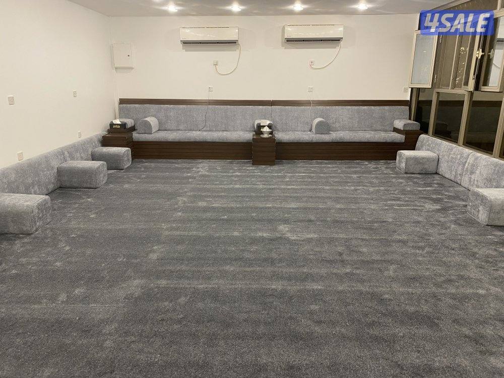 يوجد لدينا سجاد قص بالمتر ساده ومشجر10