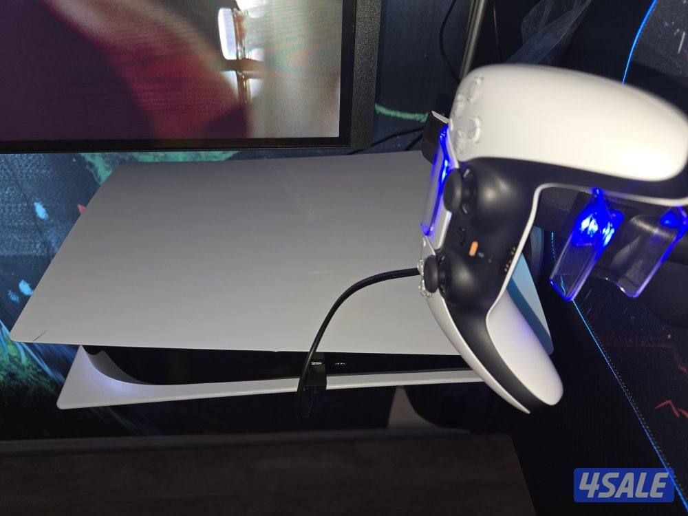 للبيع بليستيشن ٥ ديتجتل الفات مع كرتونه2