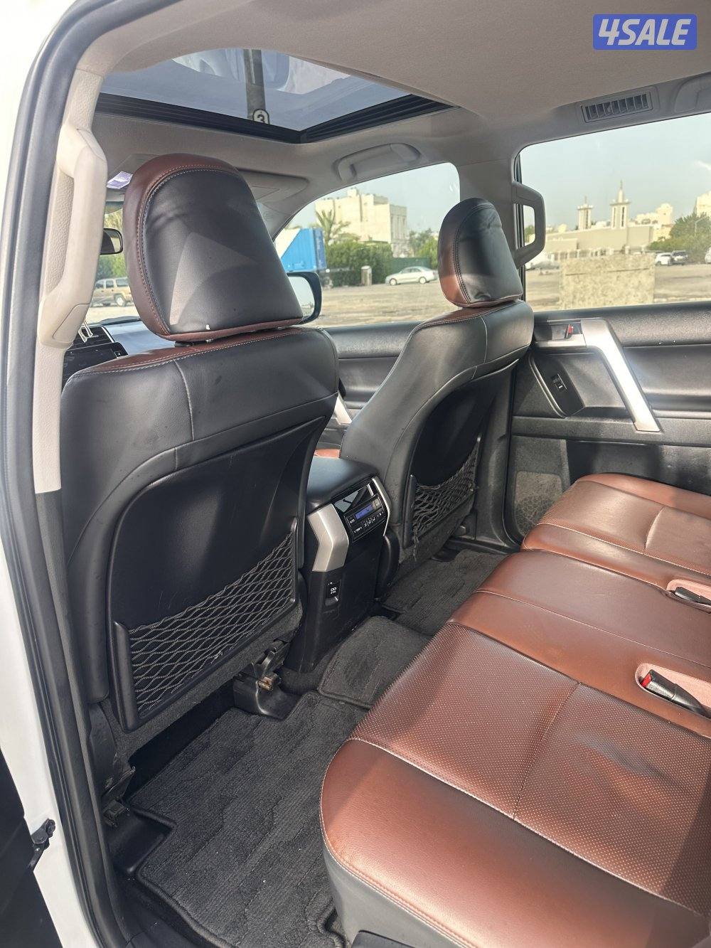 تويوتا برادو VX موديل 2020 وارد الساير  تُعتبر الفئة الأعلى9