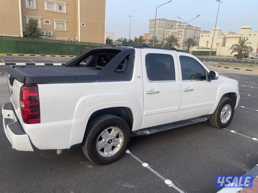 للبيع افلانش موديل 2009زد سفنتي ون دبل قير شرط الفحص قير مكينه وشاصي4