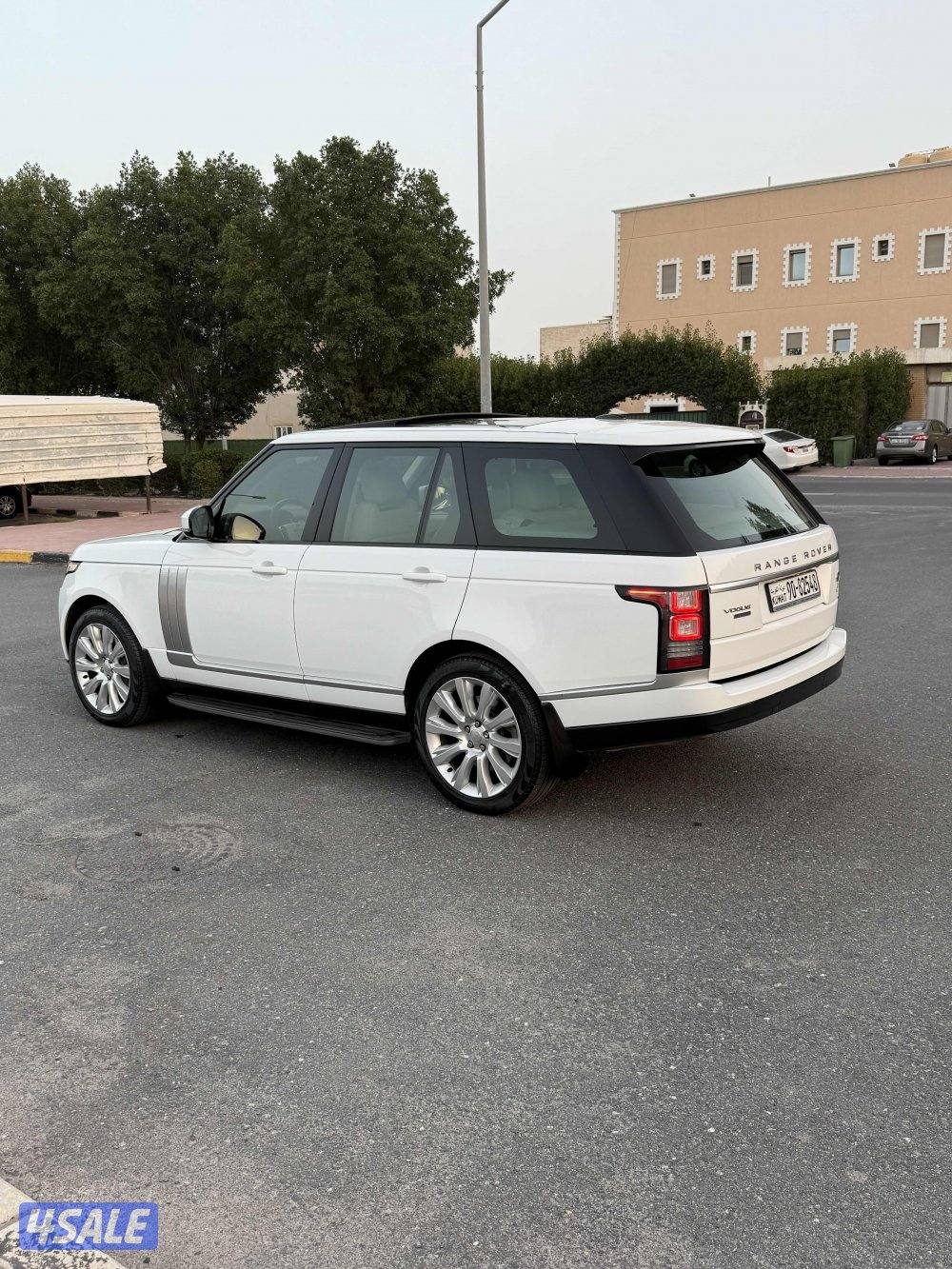 رنج روفر 2014 ( بحاله نادرة من النظافة )1