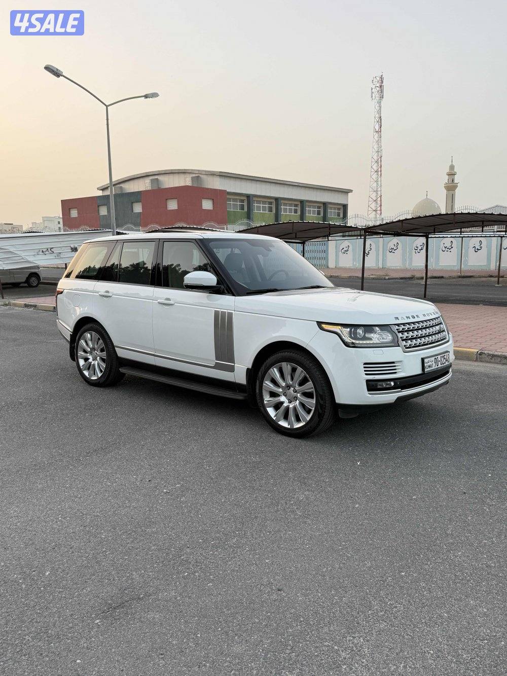 رنج روفر 2014 ( بحاله نادرة من النظافة )4