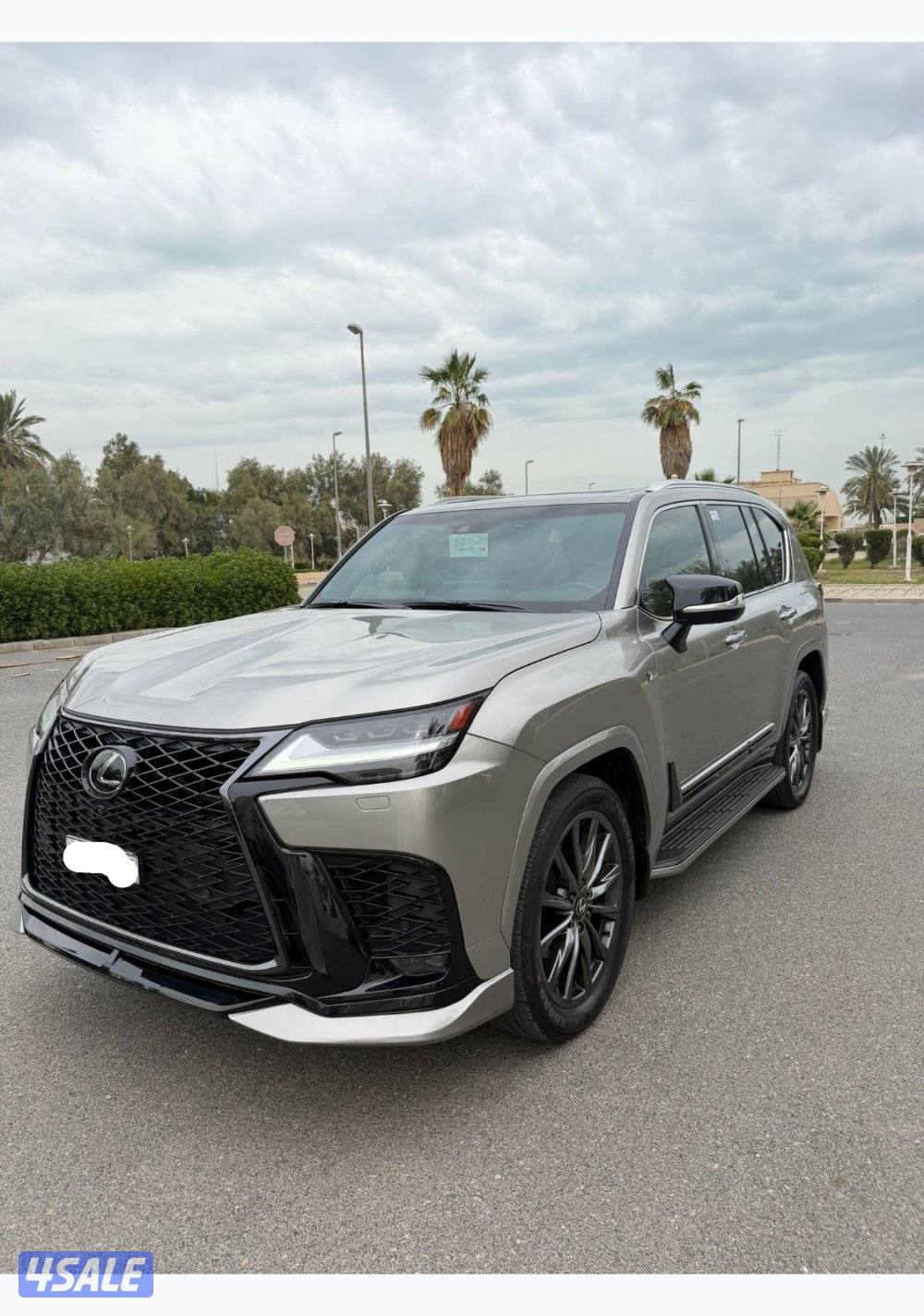 للبيع لكزس سبورت - صبغ وكاله - عداد ٥٥الف0