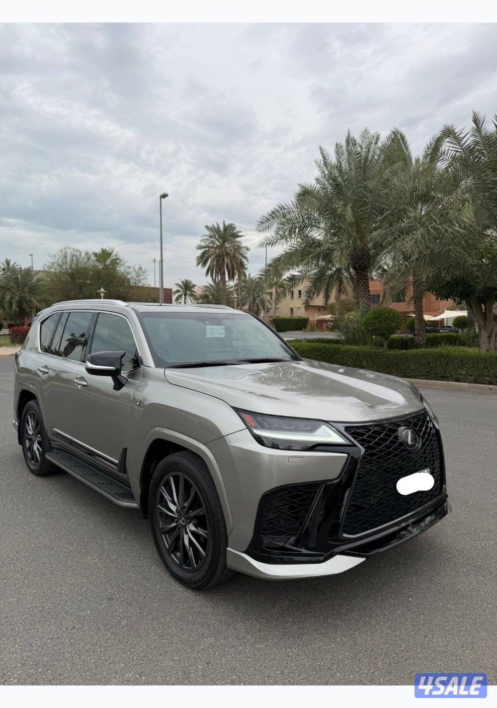 للبيع لكزس سبورت - صبغ وكاله - عداد ٥٥الف1