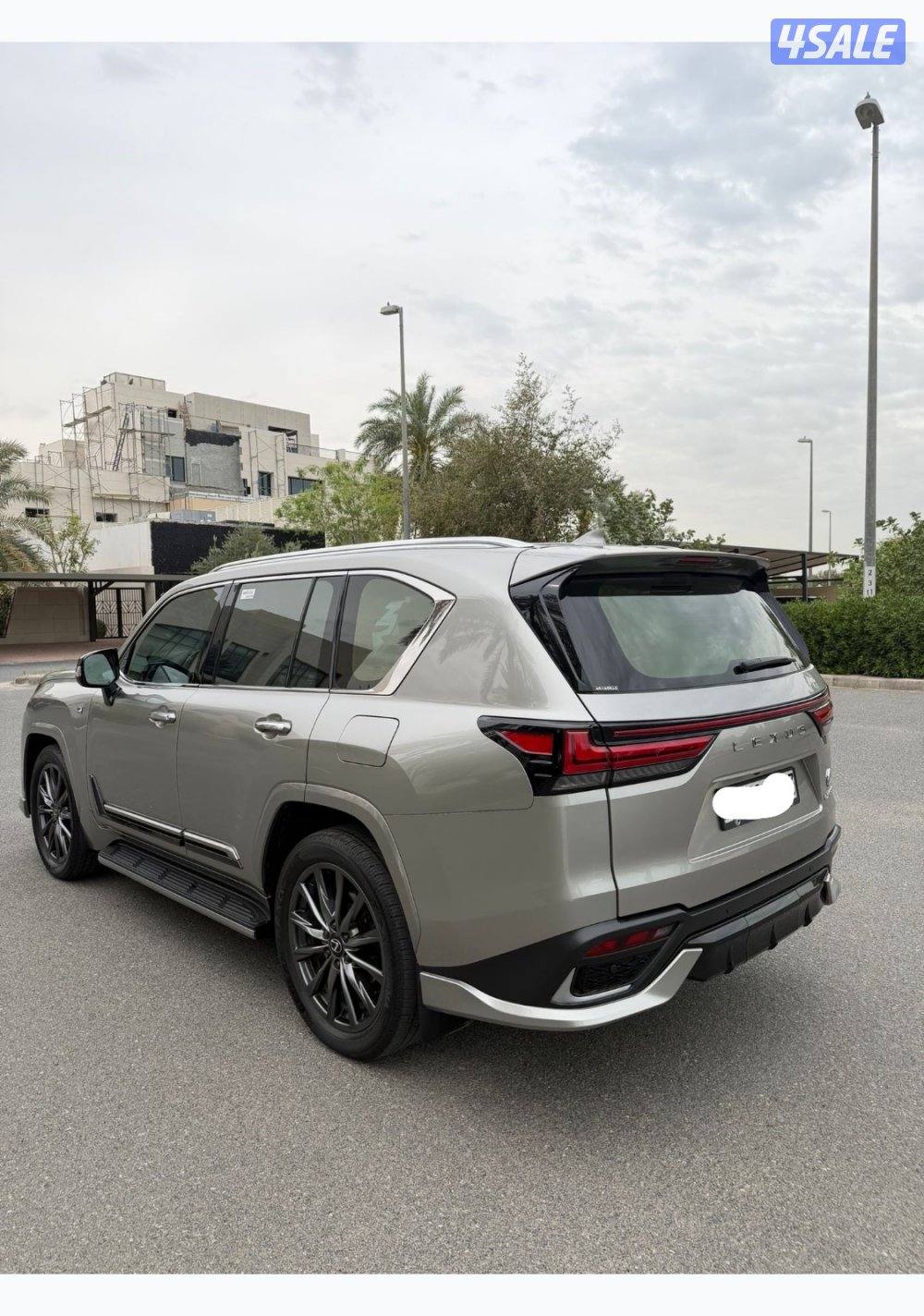 للبيع لكزس سبورت - صبغ وكاله - عداد ٥٥الف4