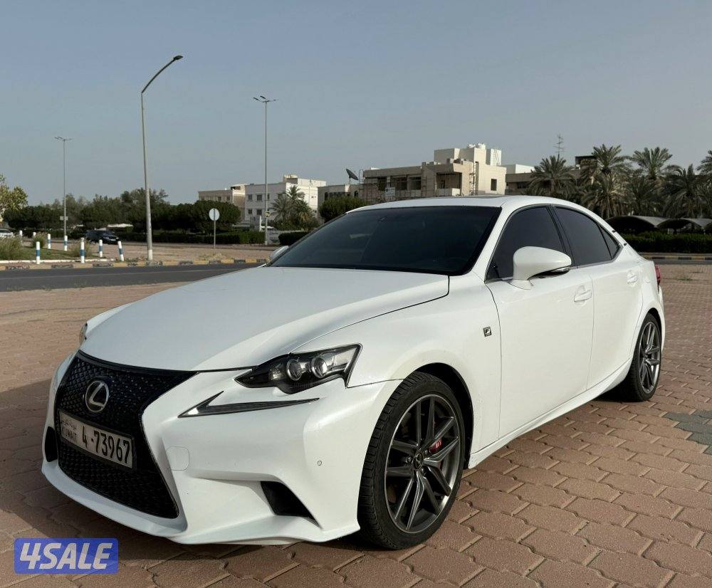 قمة بالنظافة لكزس IS 350 F SPORT الساير 2014
كامل المواصفات فحص1