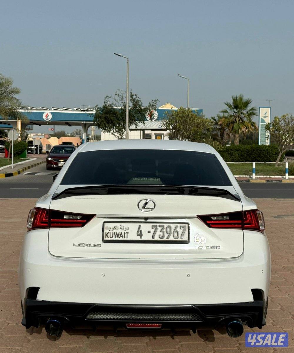 قمة بالنظافة لكزس IS 350 F SPORT الساير 2014
كامل المواصفات فحص4