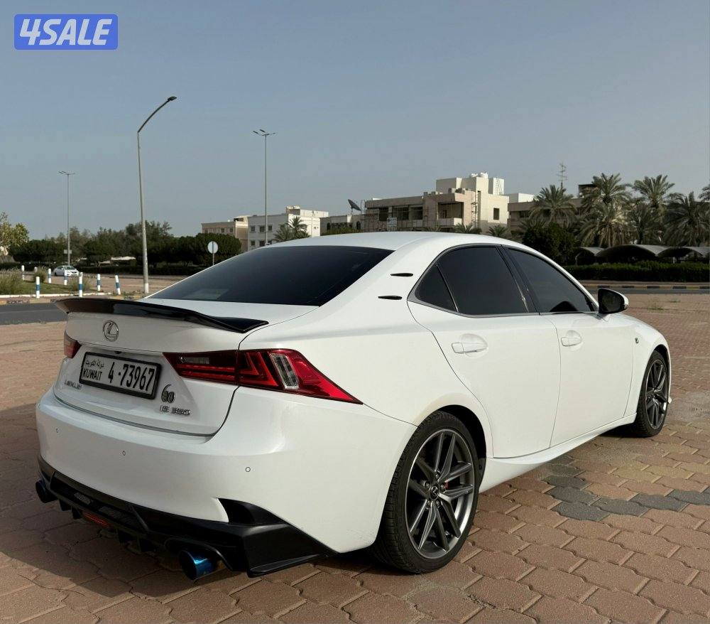 قمة بالنظافة لكزس IS 350 F SPORT الساير 2014
كامل المواصفات فحص5