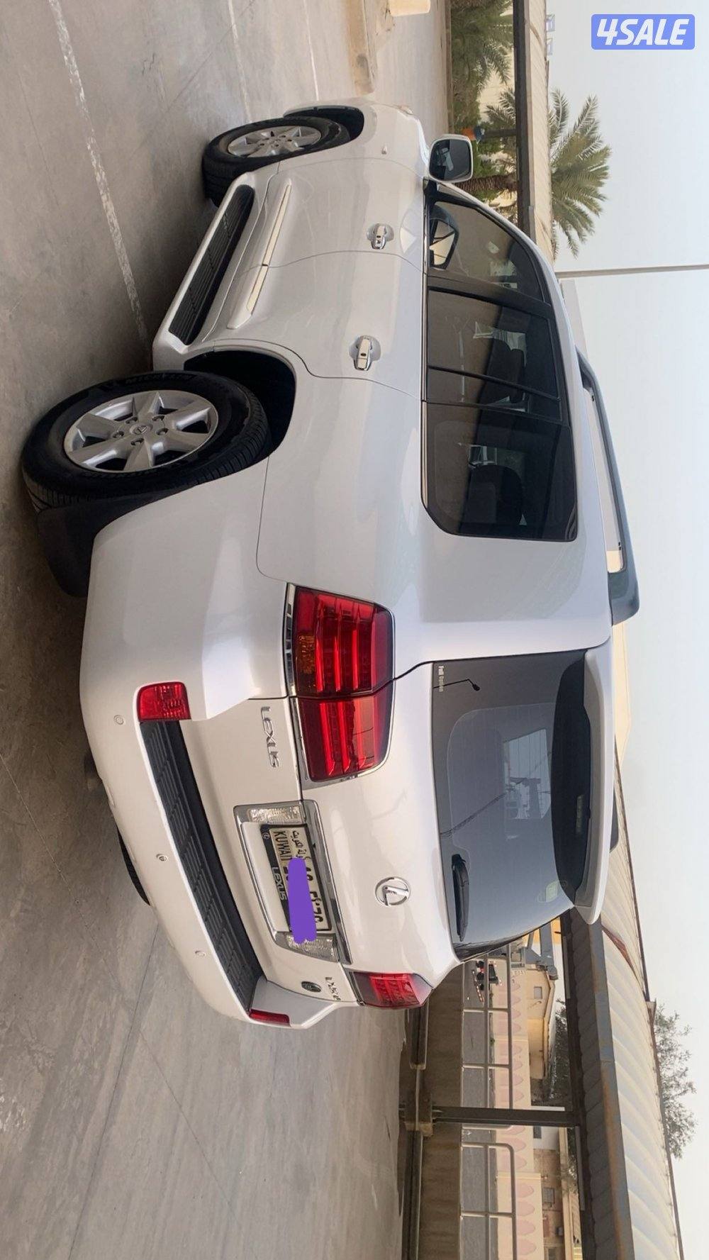 للبيع جيب لكزس المالك الاول20105