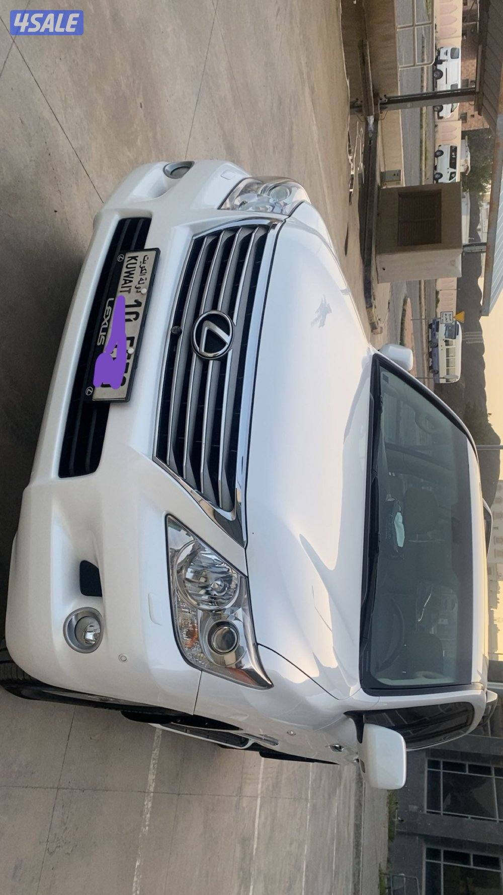 للبيع جيب لكزس المالك الاول20108