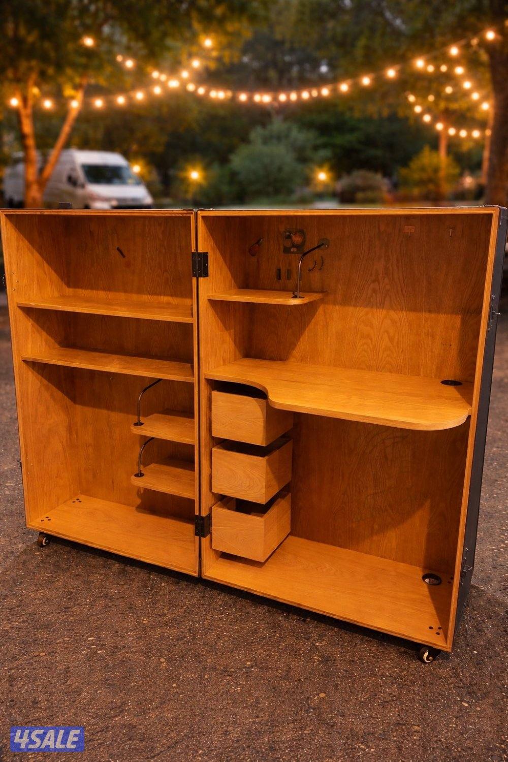 للبيع مكتبة / دولاب قابلة للطي1