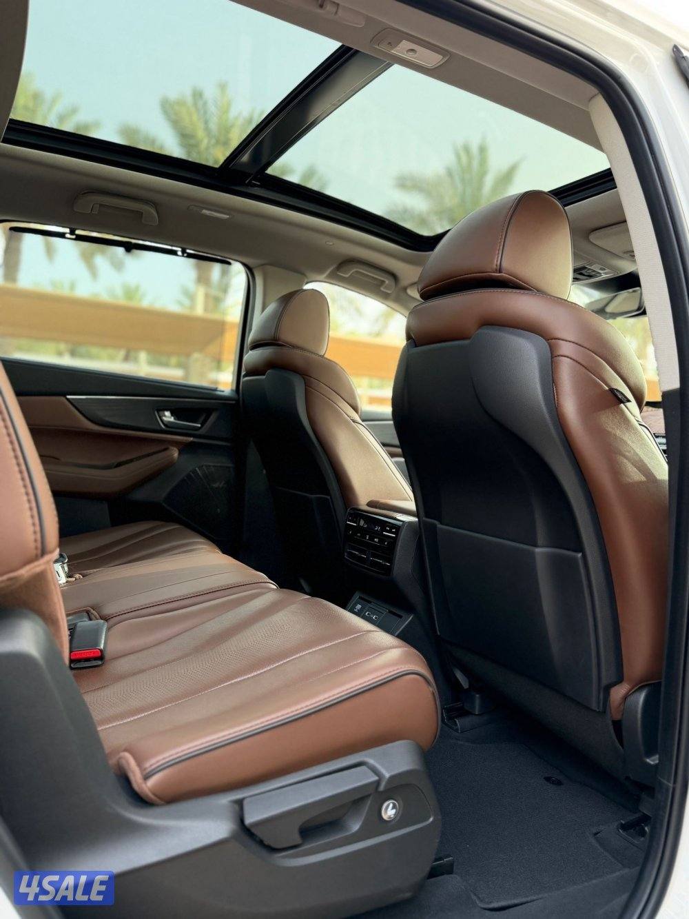 أكيورا MDX م 2022 اعلى فئة12